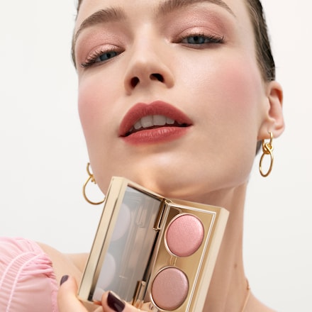 LUXE EYE SHADOW